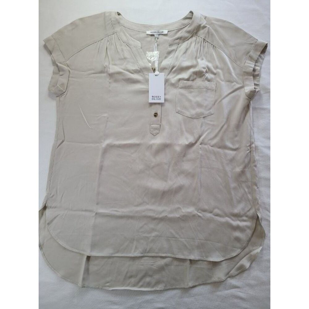 NWT Rose + Olive Blouse Womens L Cream Cap Sleeve High Low Rayon Top